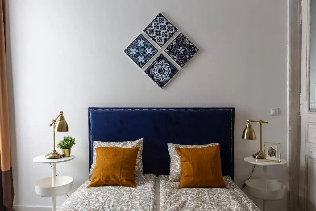 Apartment Chic, Captivating Space Near Opera House Budapest
